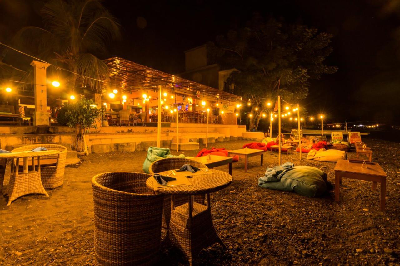 Amed Beach Resort Экстерьер фото
